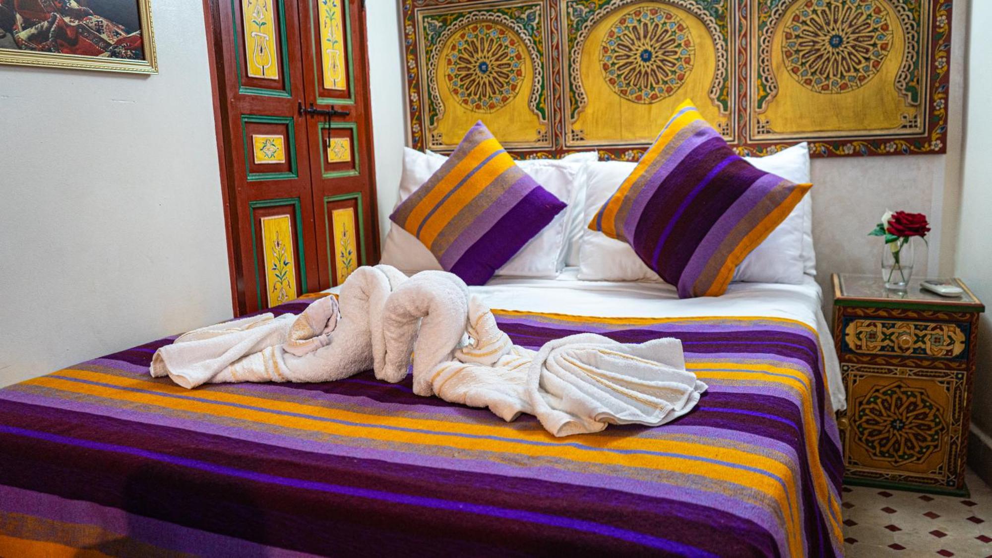 Riad Dar El Ouedghiri Fès Exteriör bild
