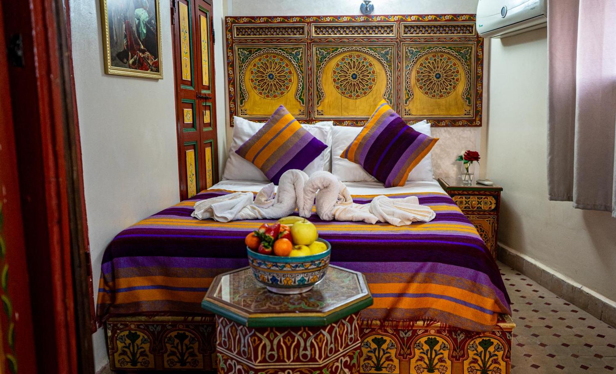 Riad Dar El Ouedghiri Fès Exteriör bild