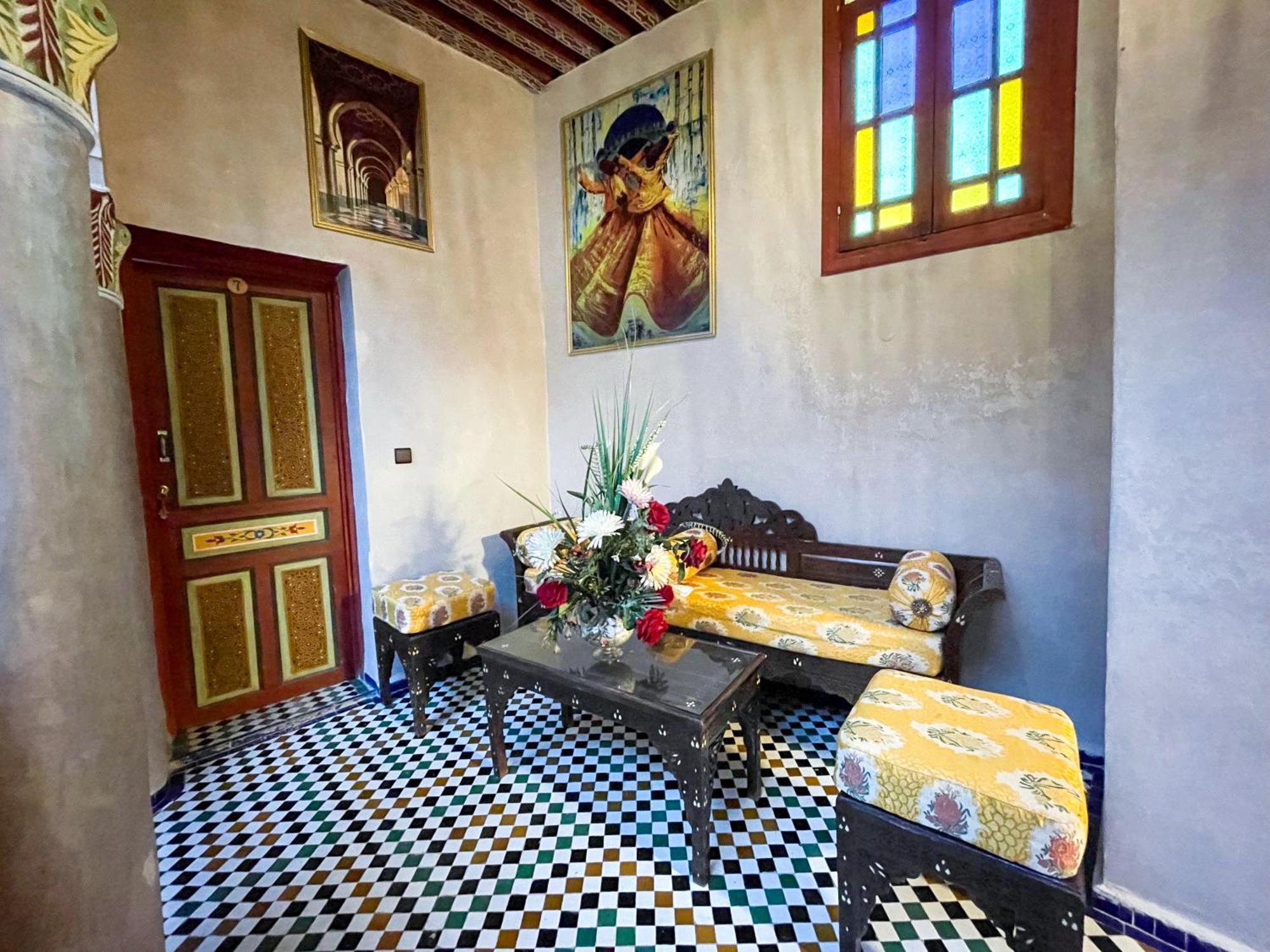 Riad Dar El Ouedghiri Fès Exteriör bild